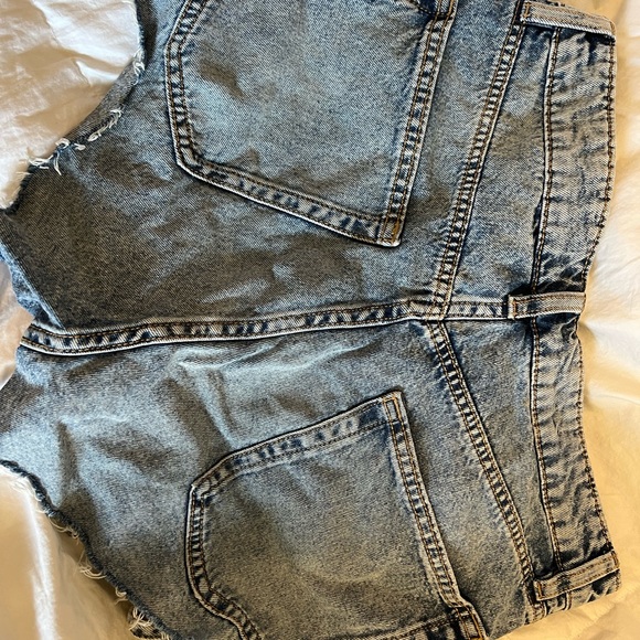 Batty rider denim shorts size us 6 - Picture 2 of 6